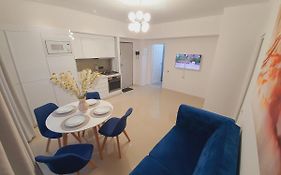 Ely Residence2